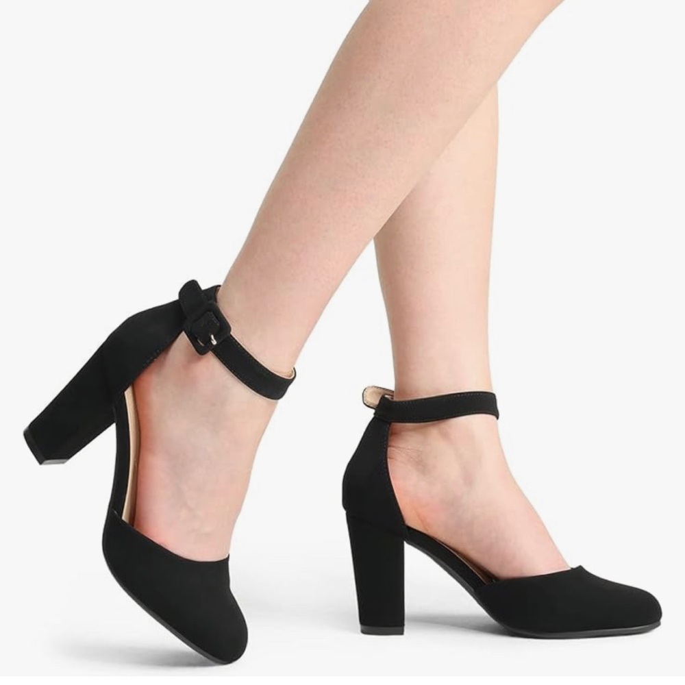 Dream Pairs Black Heels with Chunky Heel and Ankle Strap